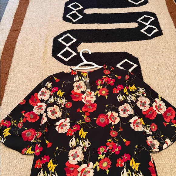 Wilfred Black and Red Floral Blouse - Picture 3 of 7